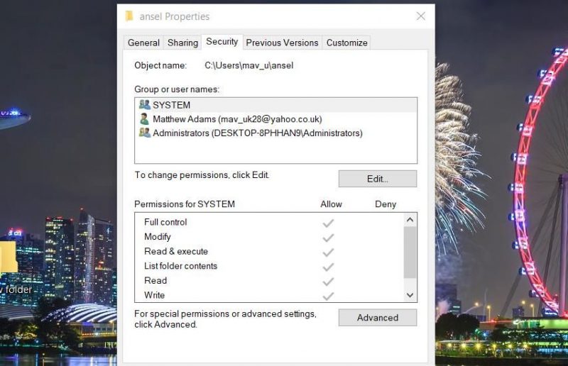 Как сделать папку или файл оскорбительными в Windows 10